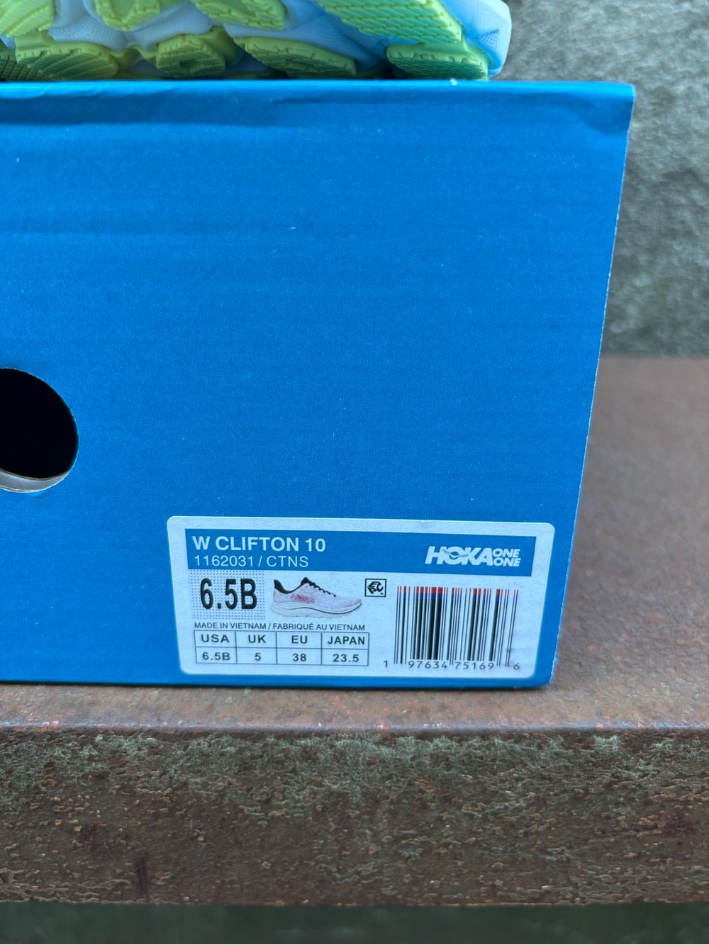 Hoka One One CLIFTON 10 Carnation/Starlight Glow Women 1162031 Size 6.5B - Picture 2 of 6
